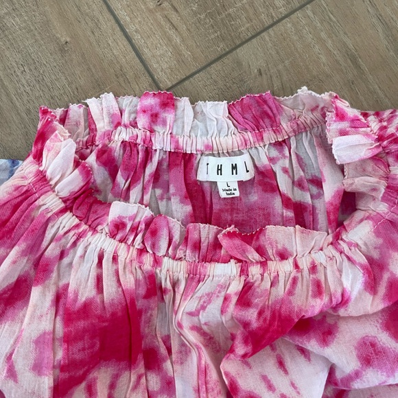 THML Tie Dye Flutter Sleeve Top - Picture 6 of 6